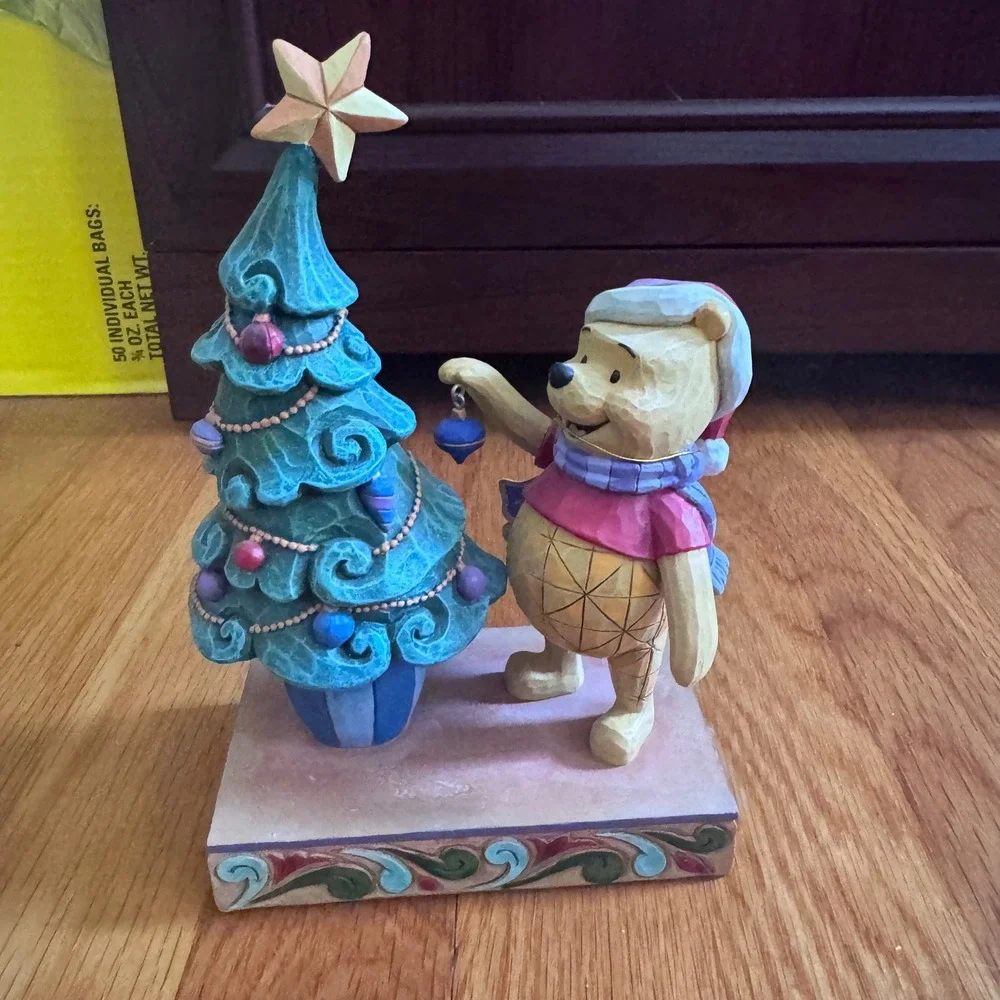 Jim Shore Disney Show Case Winnie the Pooh Trim the Tree with me Box